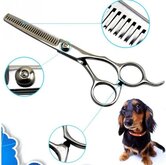 Trimschaar / Eenzijdige Effileerschaar voor de hond. RVS met gratis dolfijn sleutelhanger