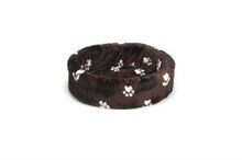 Teddy hondenmand grote voetprint bruin _50 cm